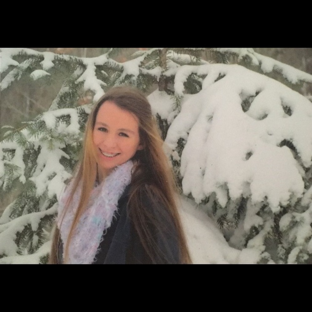 Meet your Posher, Kayla